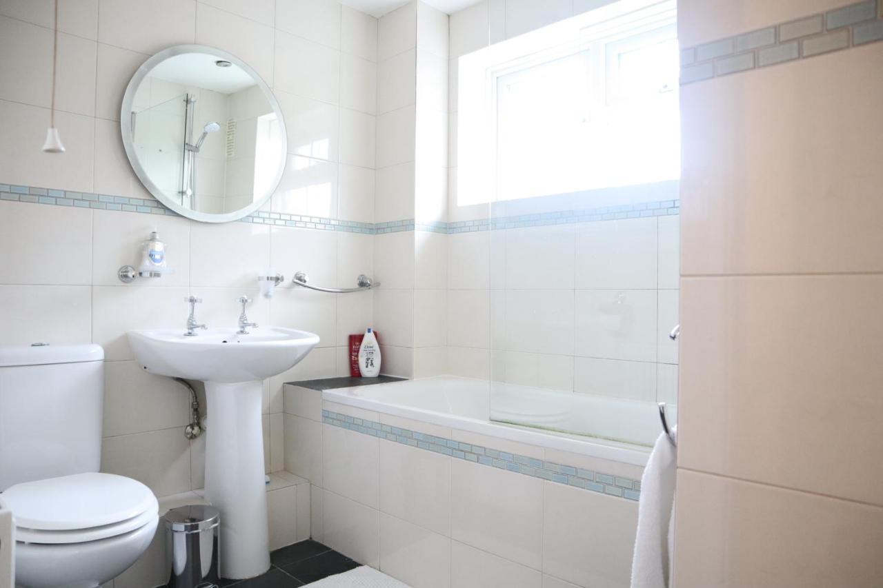 Twelve Thirty Serviced Apartments - Balham London Exterior photo